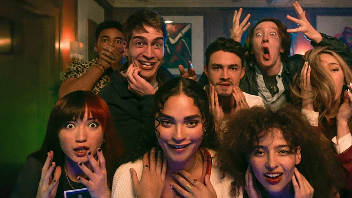 Lo que hay dentro (2024)